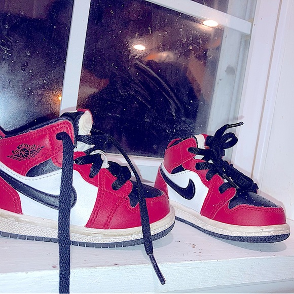 AIR JORDAN 1 Pre-Owned Mid Retro Toddler 5C Chicago Black Toe - Picture 7 of 10